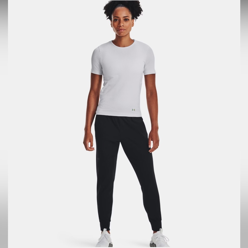 NWT Under Armour Black Unstoppable Joggers